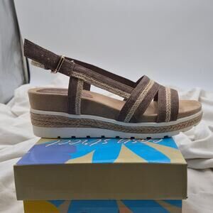 NEW Easy Street Mel wedge sandal tan woven jute platform wedge size 7.5